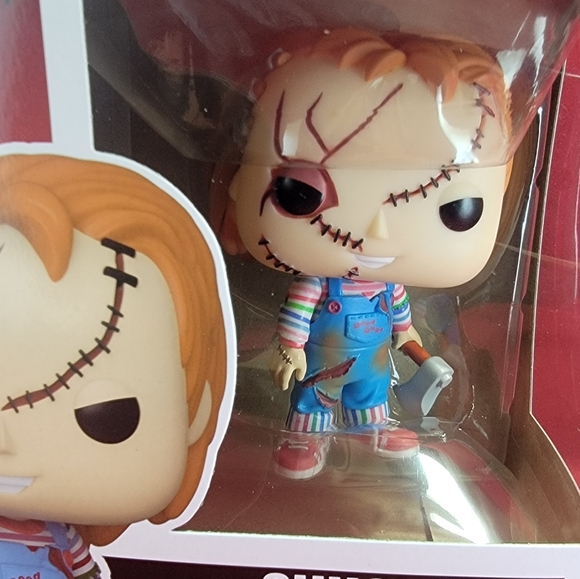 Chucky funko # 1249 (nib) with pop protector - Picture 3 of 7